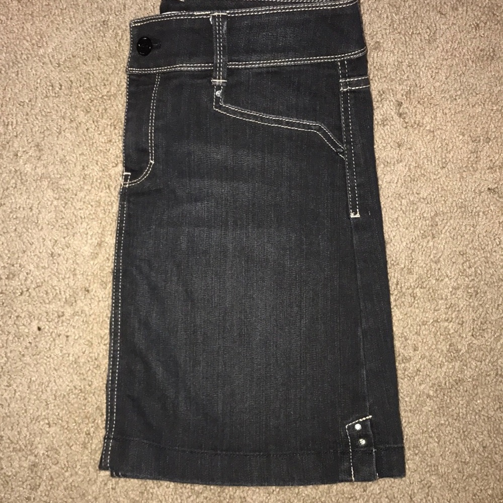 White House Black Market Skirt